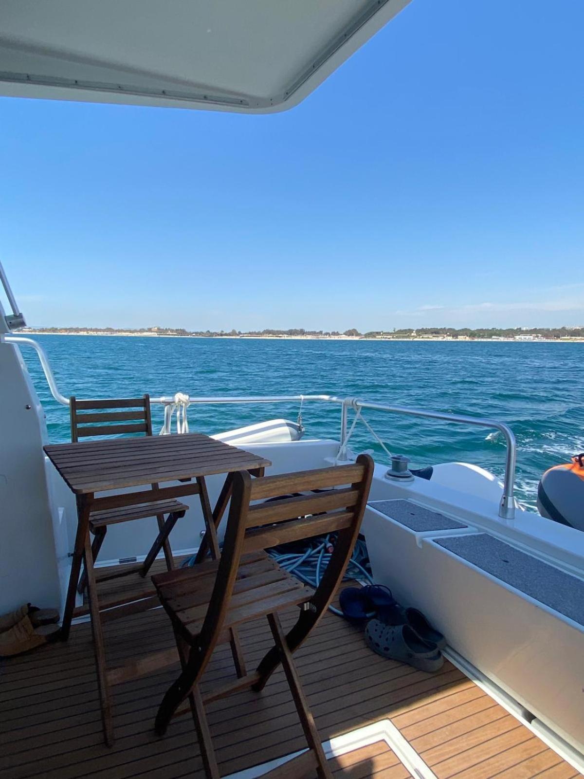 She'S Mine Yacht Hotel Катания Екстериор снимка